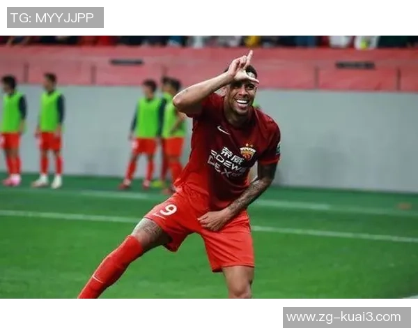 上港与西悉尼激战正酣比分悬念引发球迷热议